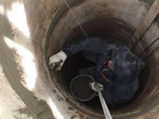 в колодце мутная вода